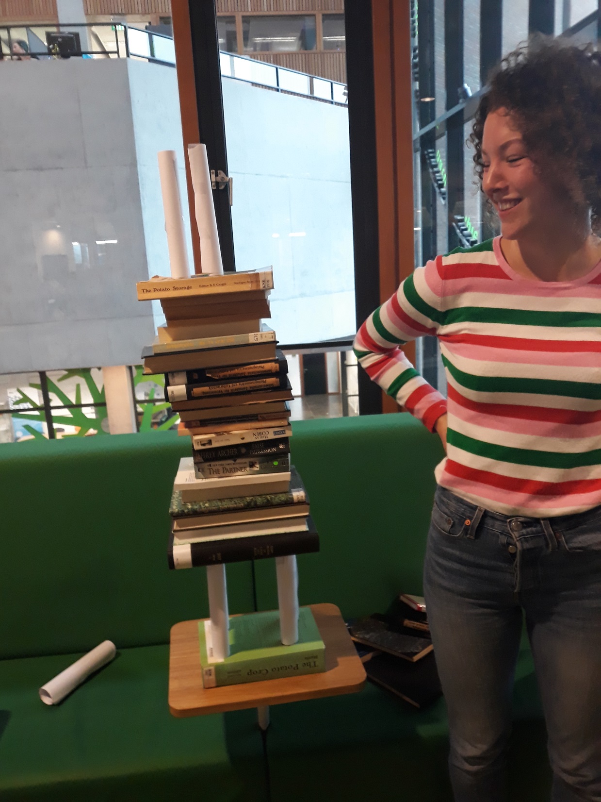 book-tower-challenge-wur